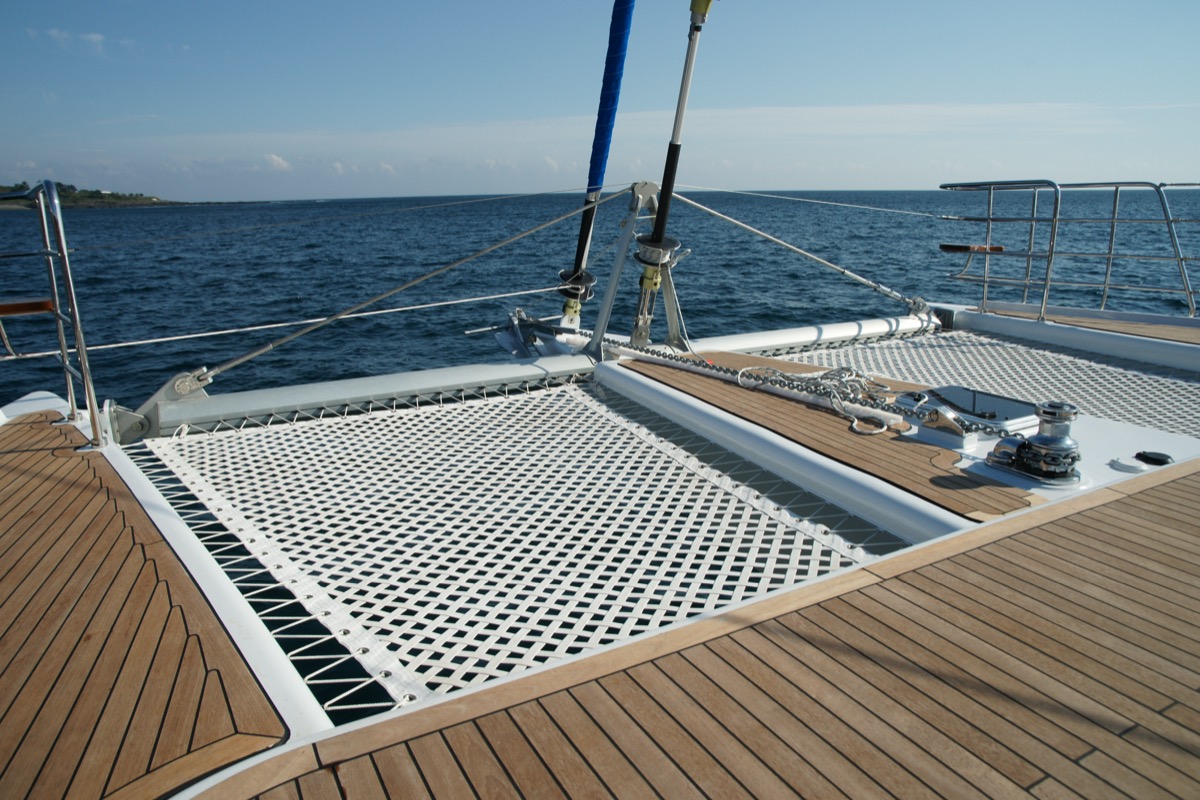Grande Bleu yacht interior lounge