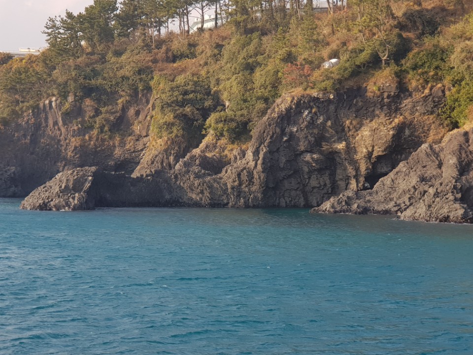 Grande Bleu Jeju sunset sailing