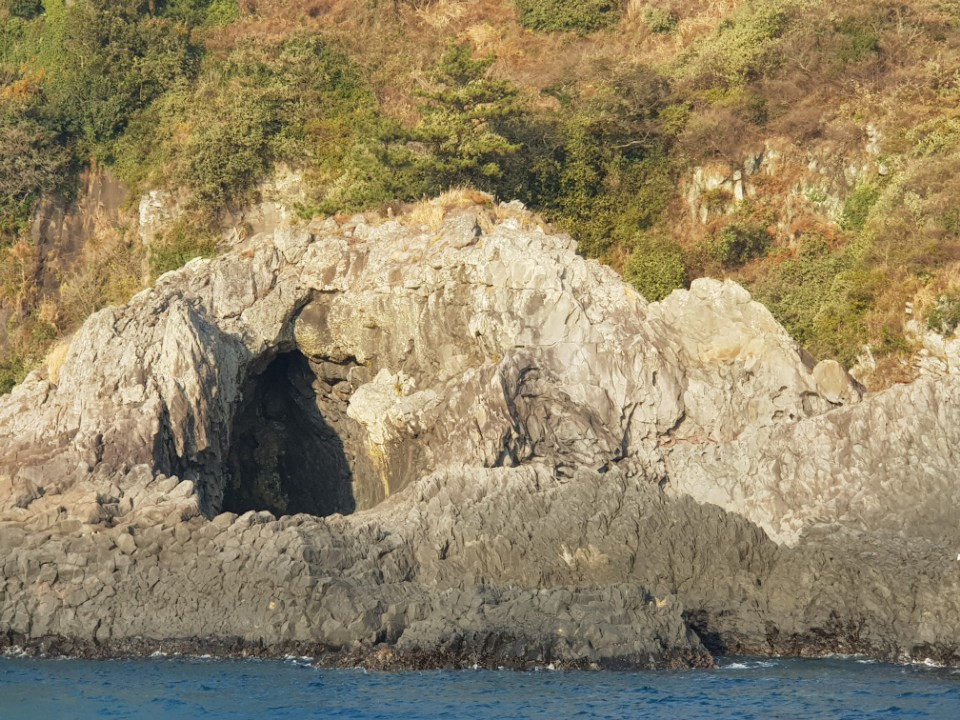 Grande Bleu Jeju sunset sailing