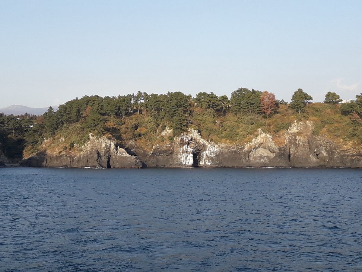 Grande Bleu Jeju sunset sailing
