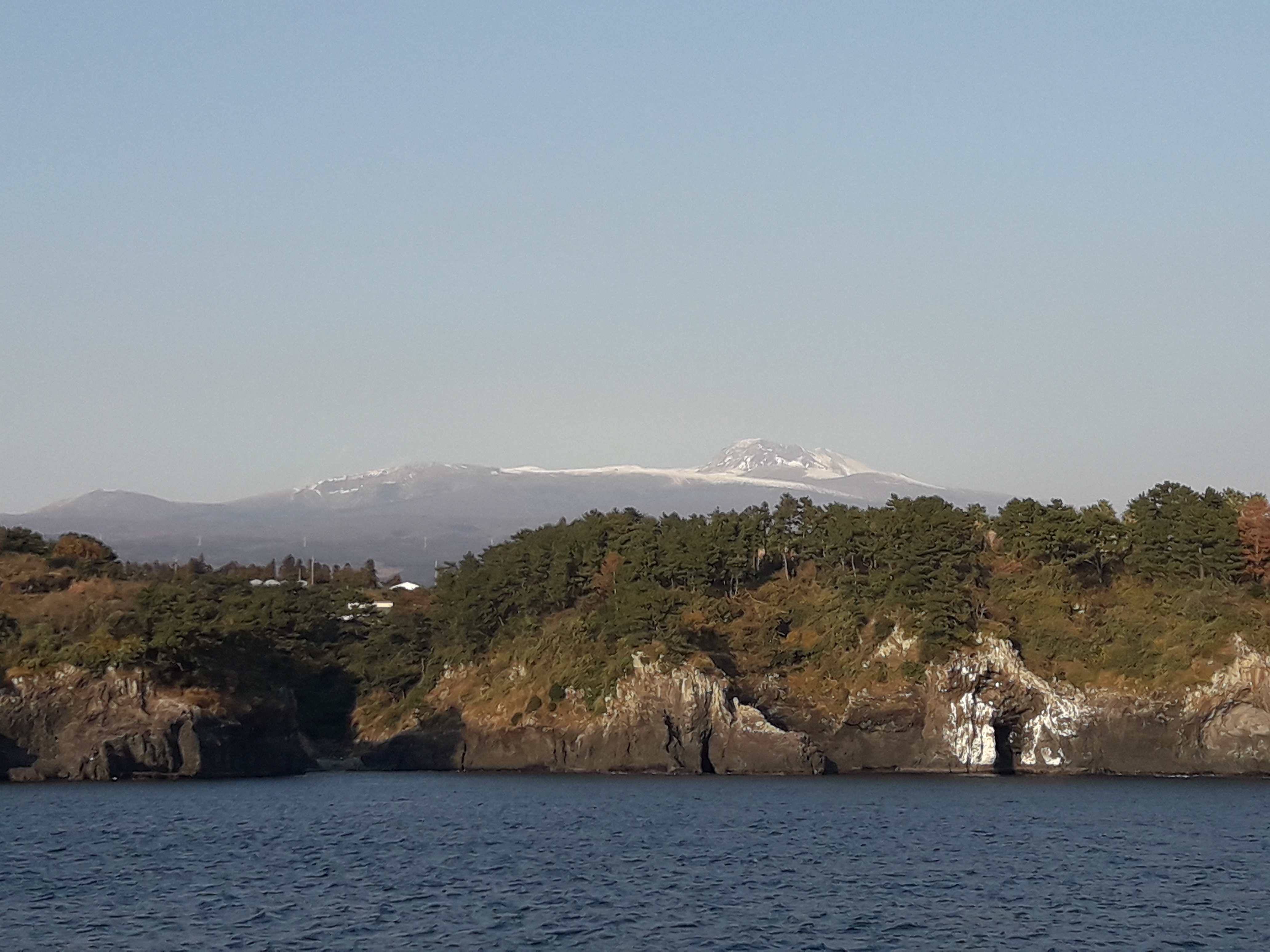 Grande Bleu Jeju sunset sailing