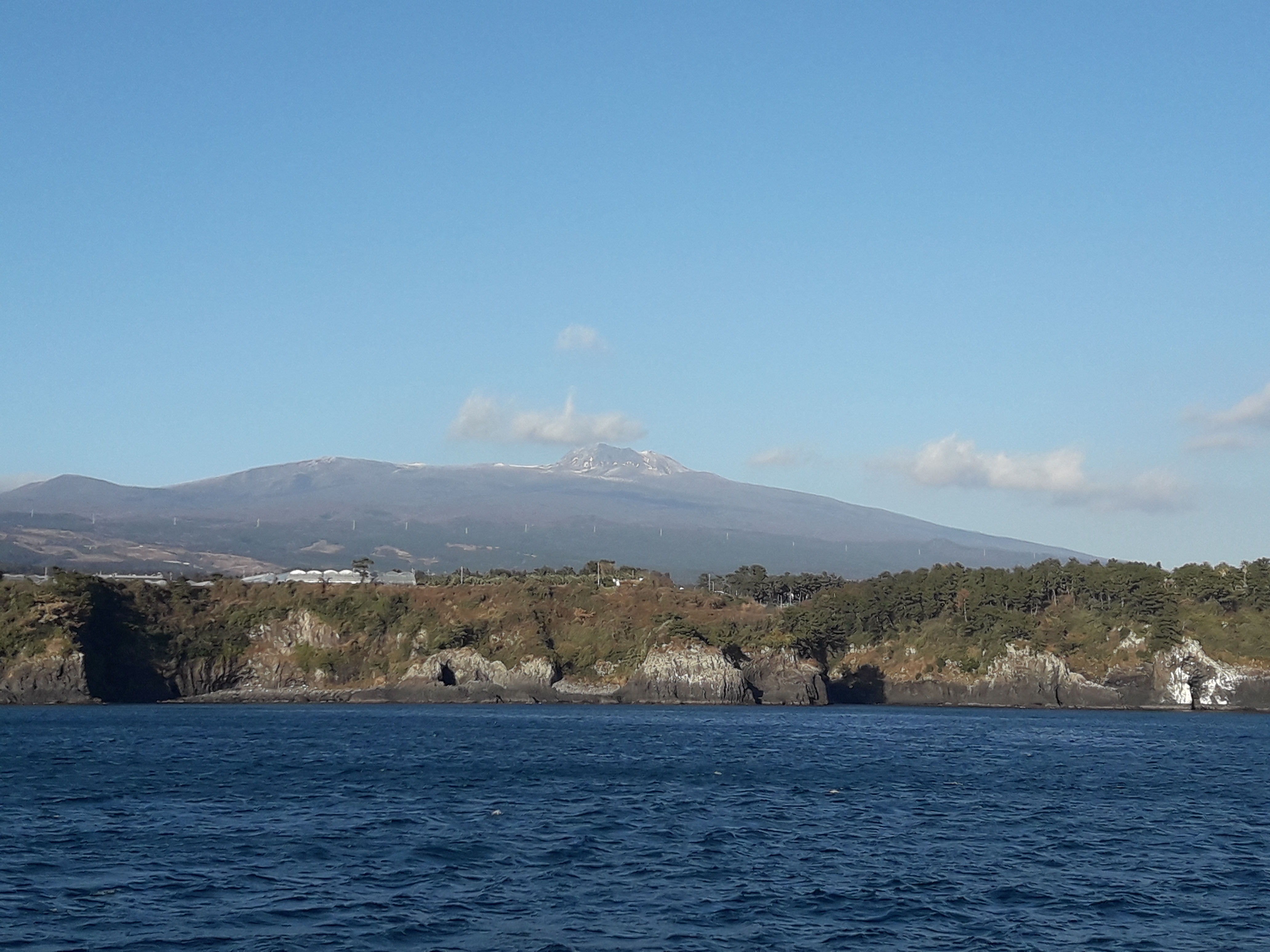 Grande Bleu Jeju sunset sailing