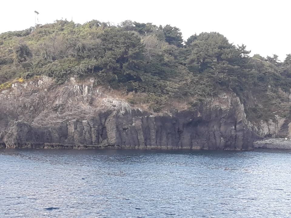 Grande Bleu Jeju sunset sailing