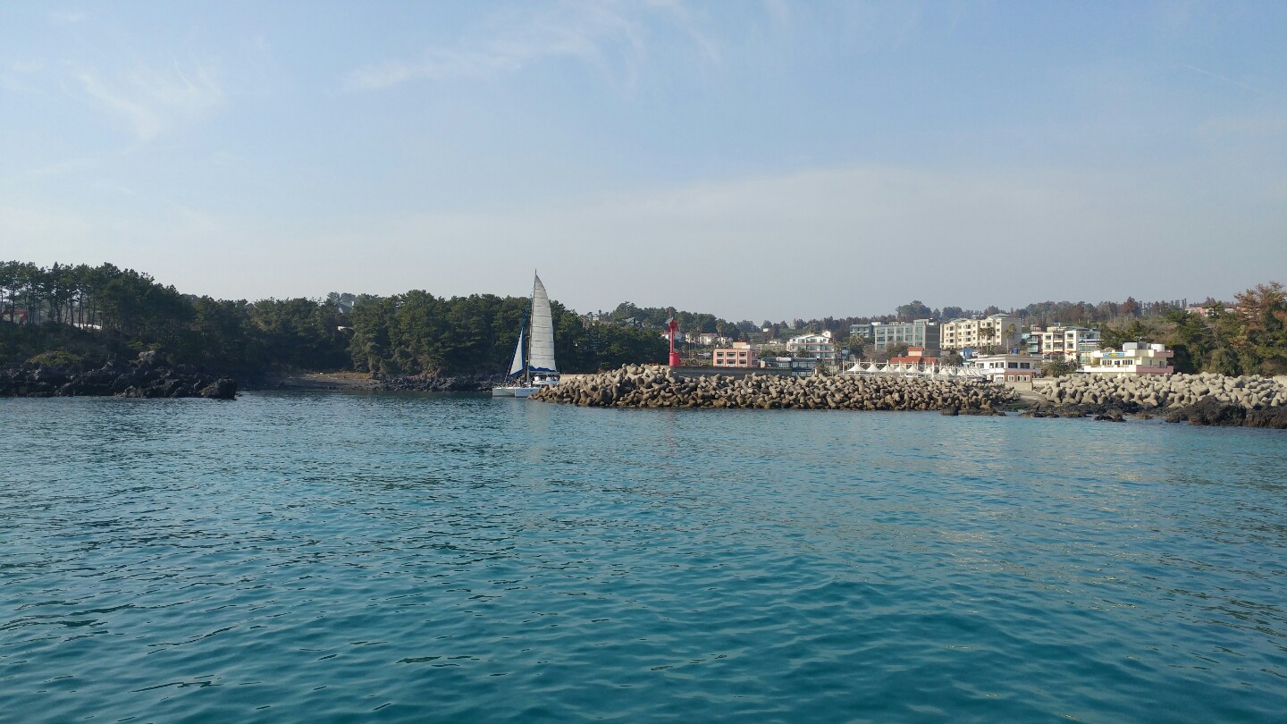 Grande Bleu Jeju sunset sailing