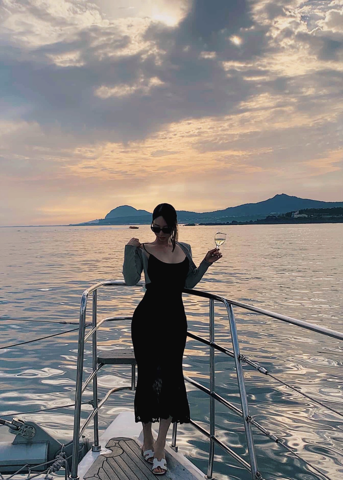 Traveler on Grande Bleu catamaran