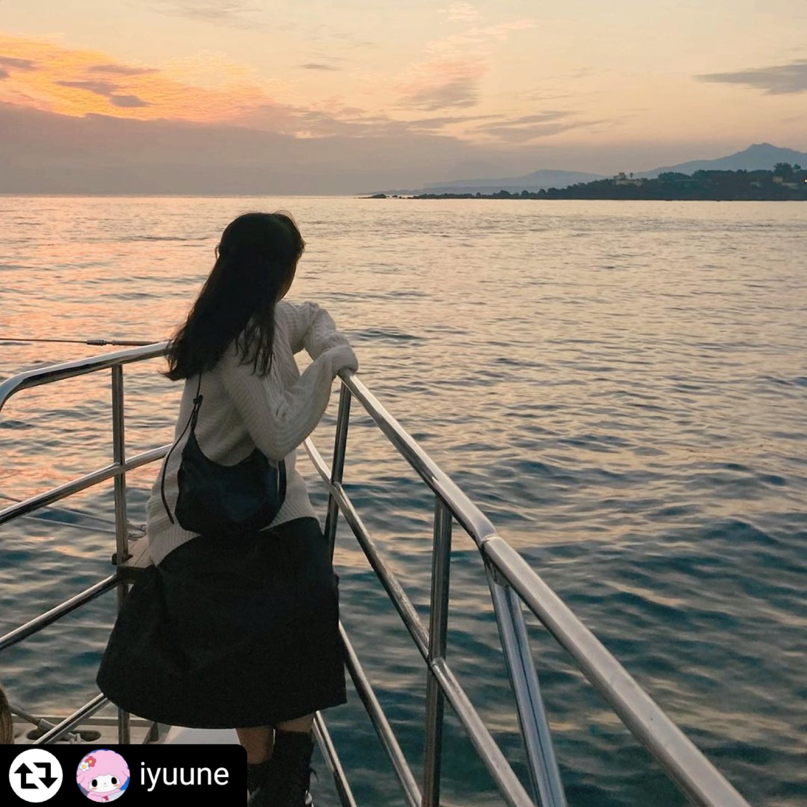 Guest on Jeju sunset sail