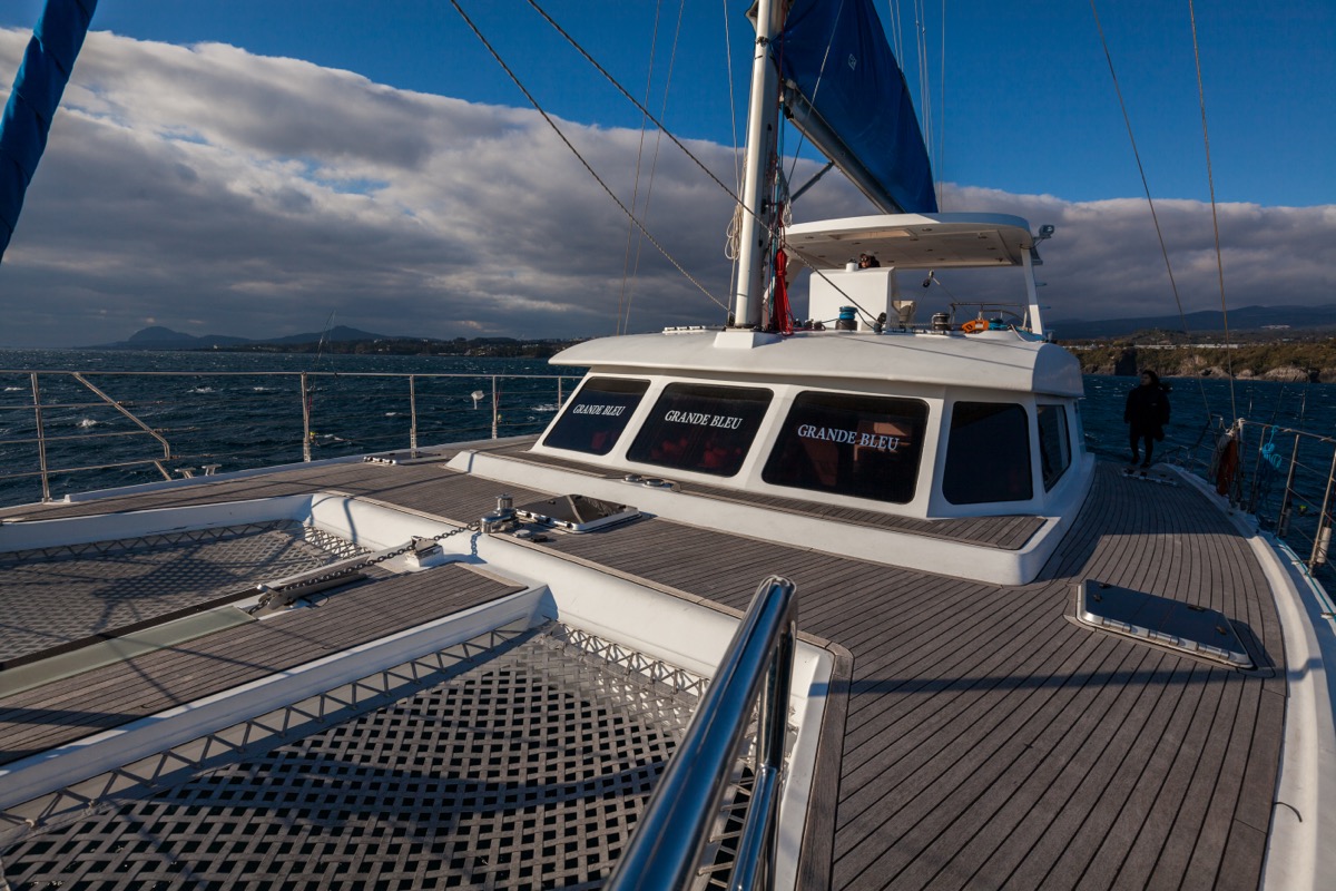 Grande Bleu bow deck Jeju