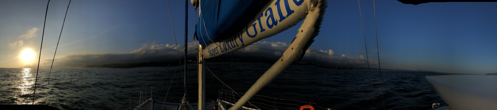 Grande Bleu yacht detail Jeju