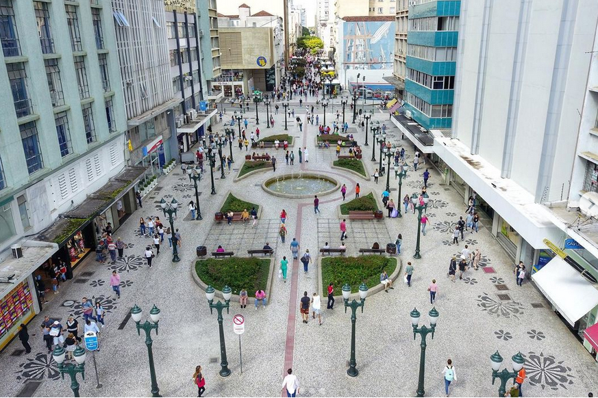 Rua XV de Novembro, Curitiba  -  Paran�