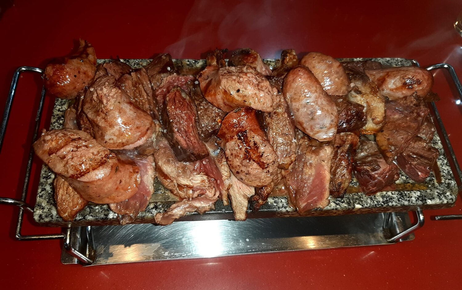 Parrillada de carne servida por Che Tango en Valencia