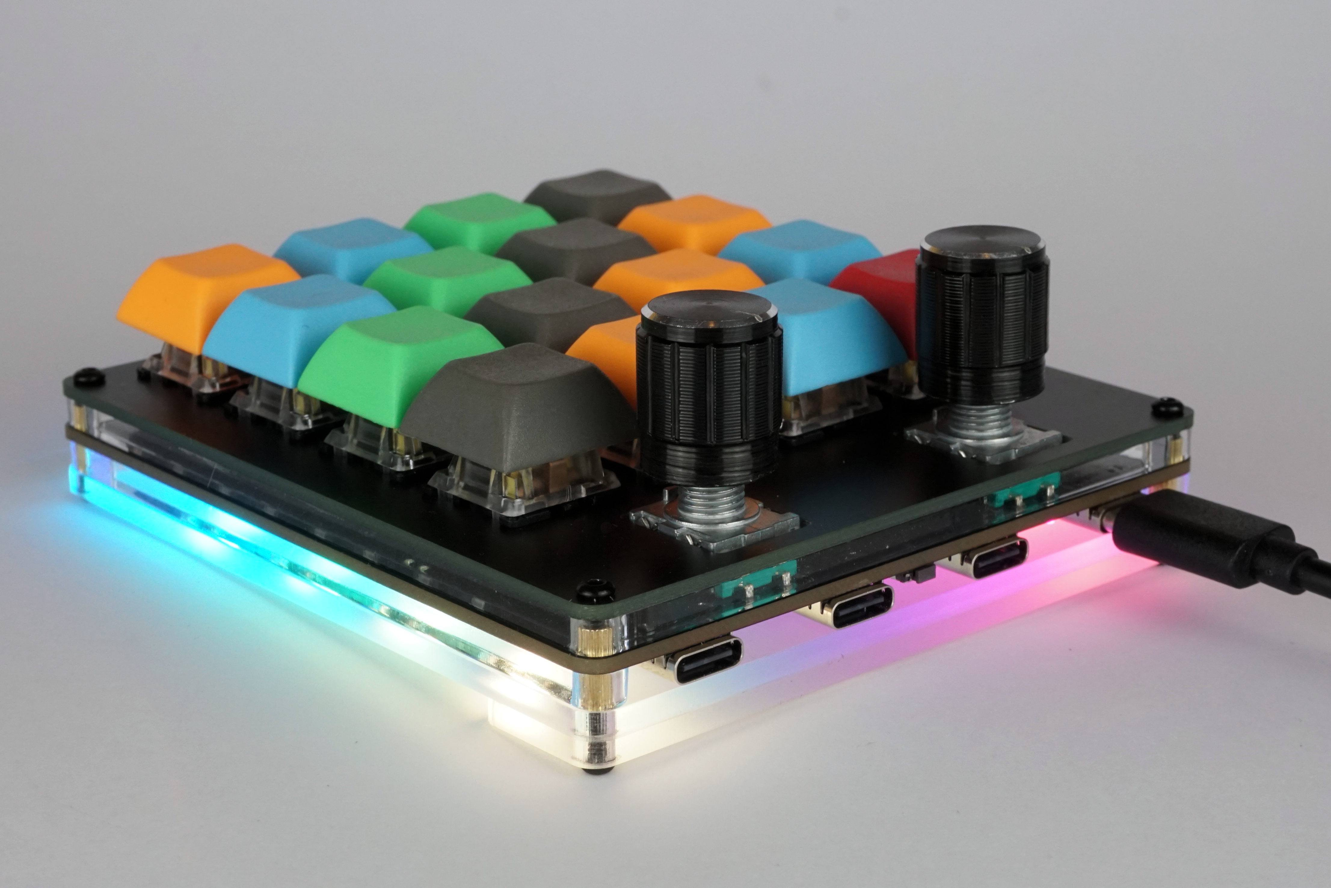 Hub16, from the project README