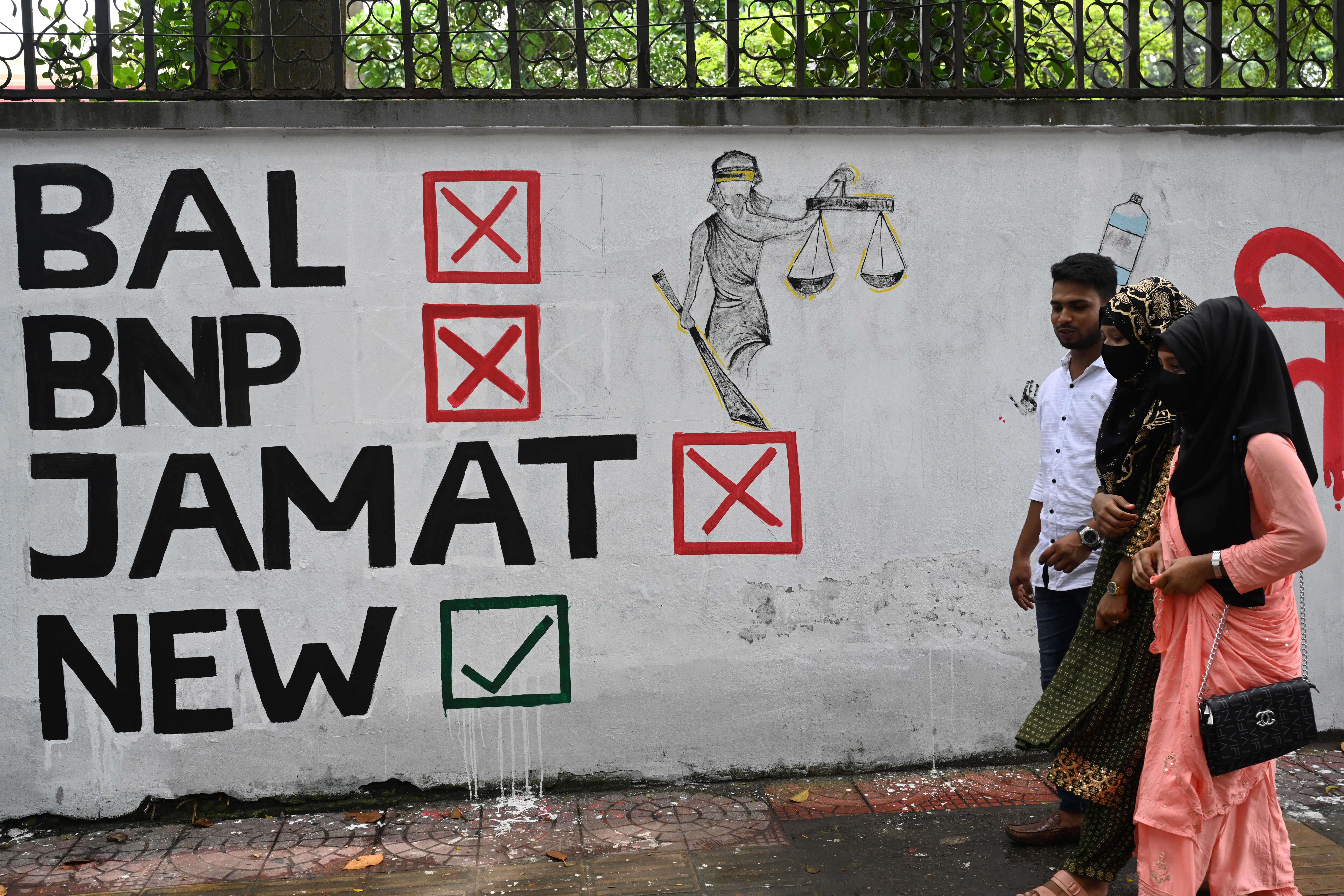 Graffiti shows the demand of protesters for a new political party 