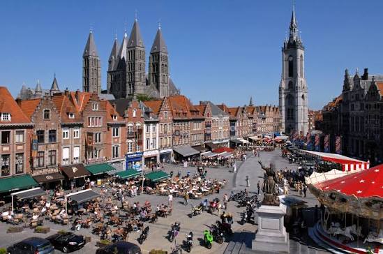 À Bon Port — navette et transport à Tournai