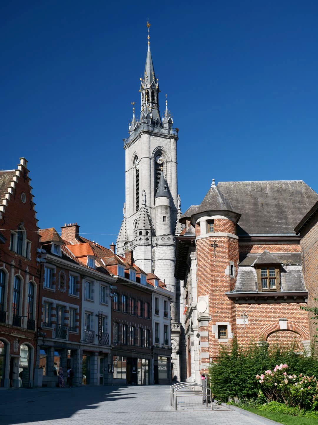 À Bon Port — visuel du service de navette à Tournai