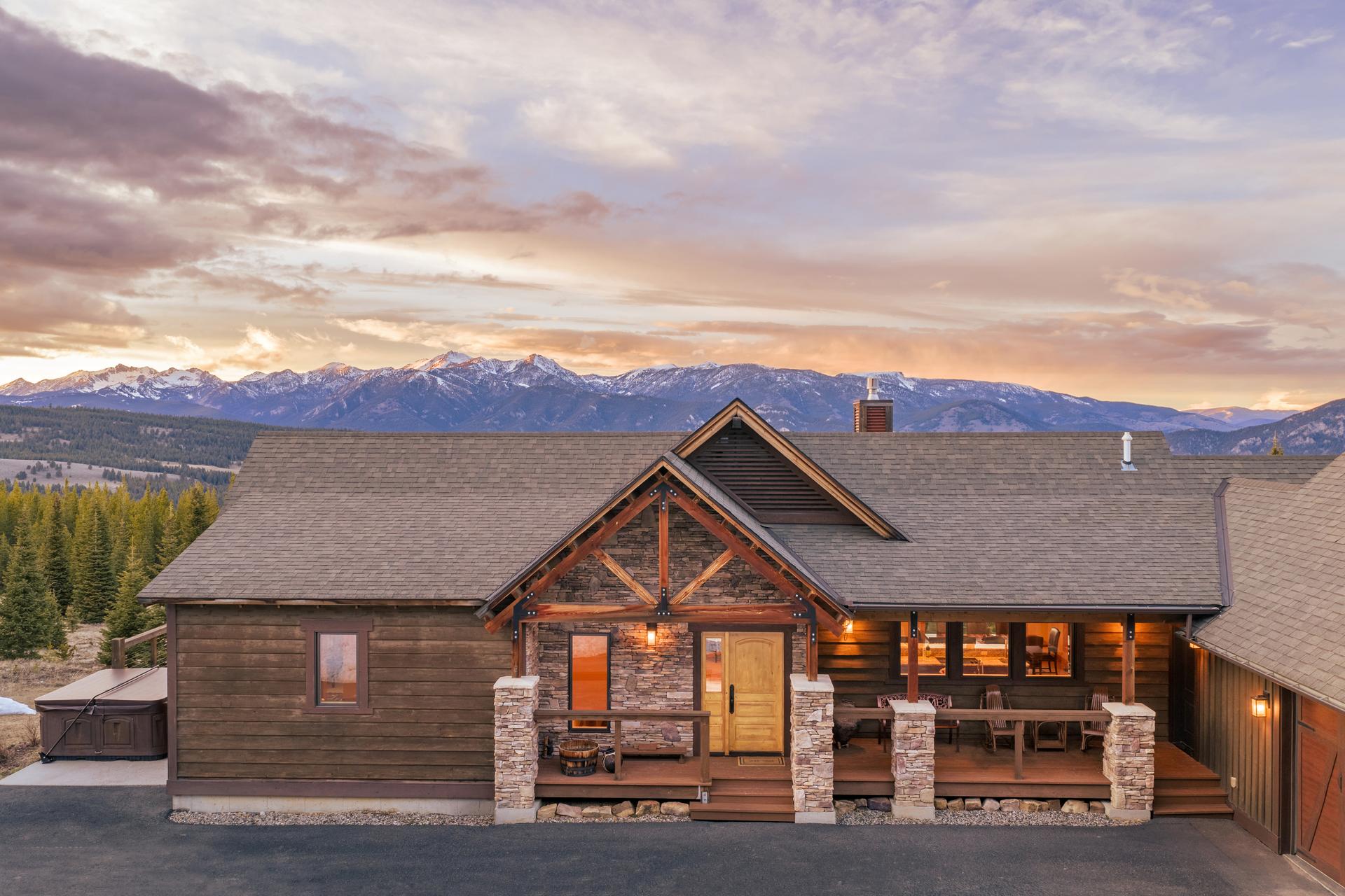 165 Trophy Bull Dr, Gallatin Gateway, MT 59730