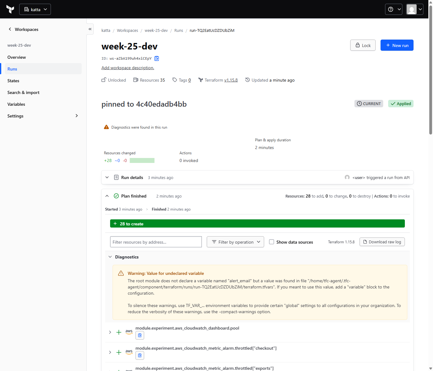 An applied HCP Terraform run pinned to a commit, showing 28 resources added.