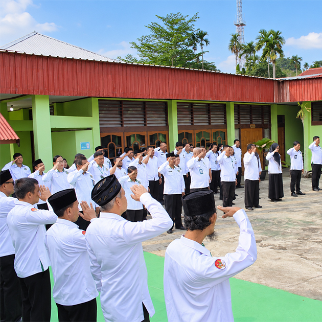 Apel pagi awal pekan Kantor Kemenag Kabupaten Nabire
