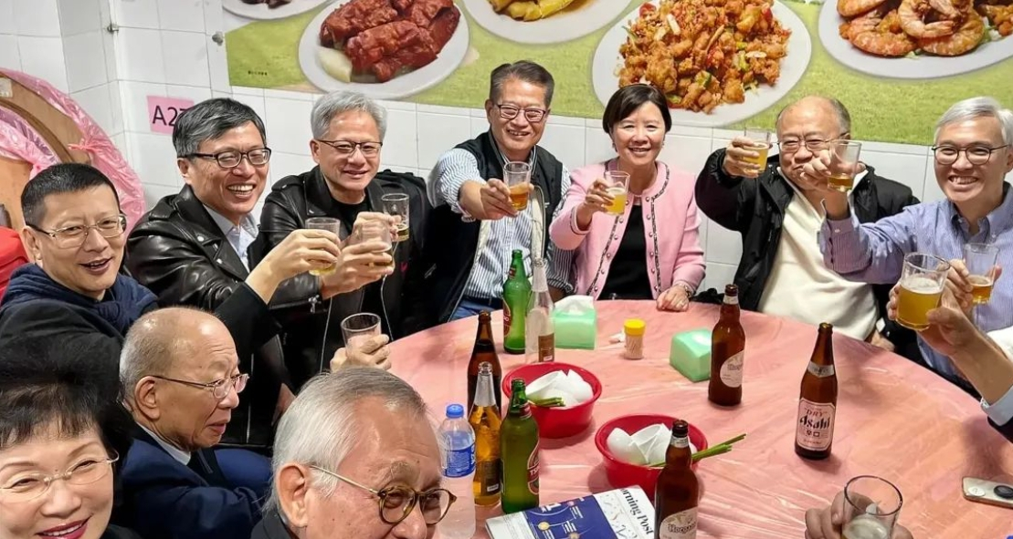 黄仁勋谈未来计算：AI、GPU与下一个亿万倍的科技突破