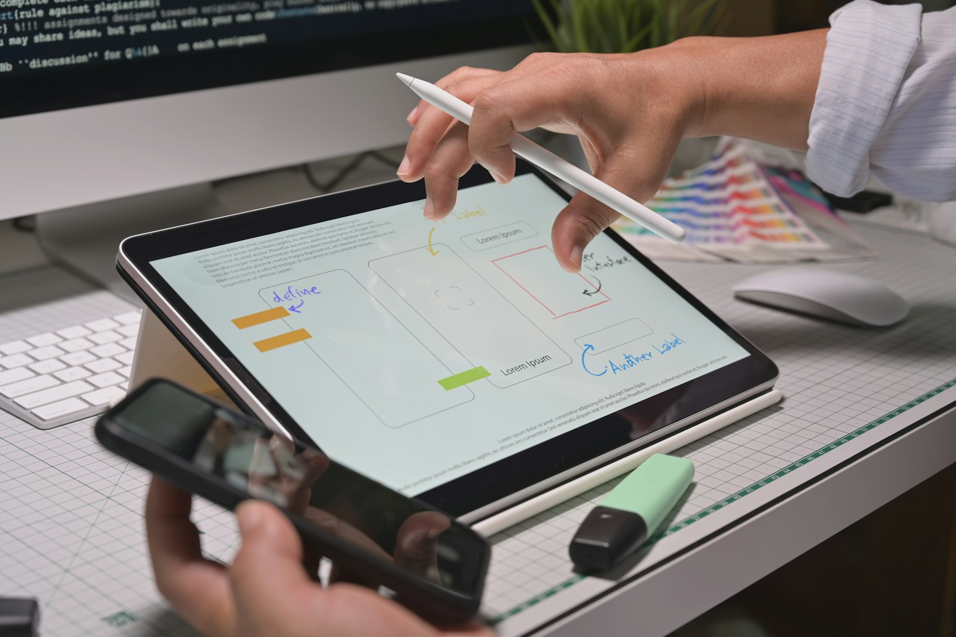 Produk digital TM Center — dashboard, e-book, dan prompt pack