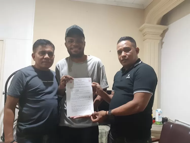 berita transfer pemain bola terbaru