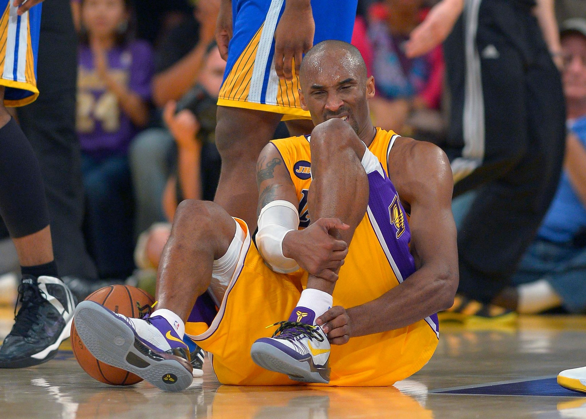 Kobe Bryant 跟腱断裂时的痛苦