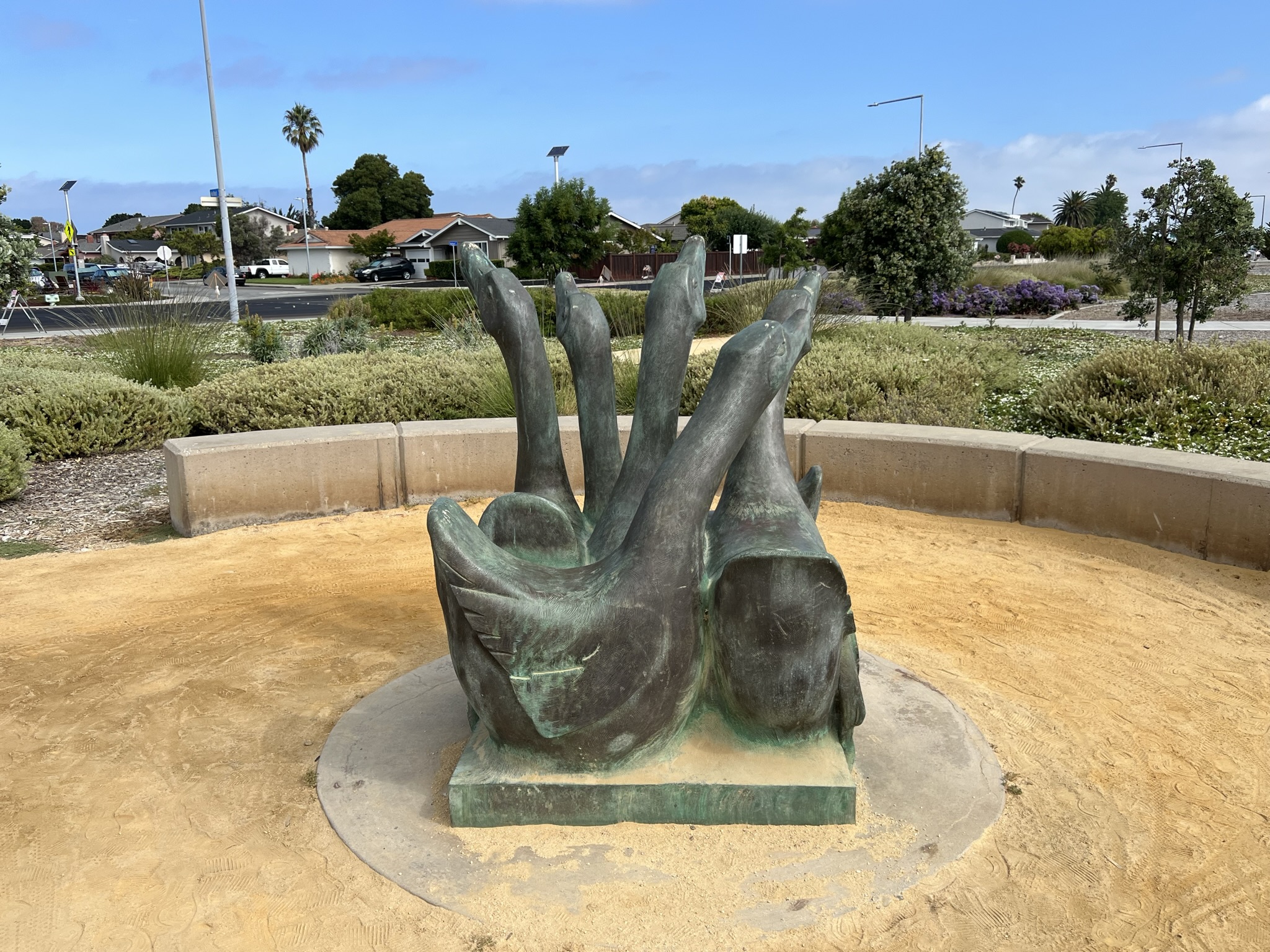 鸭子铜像