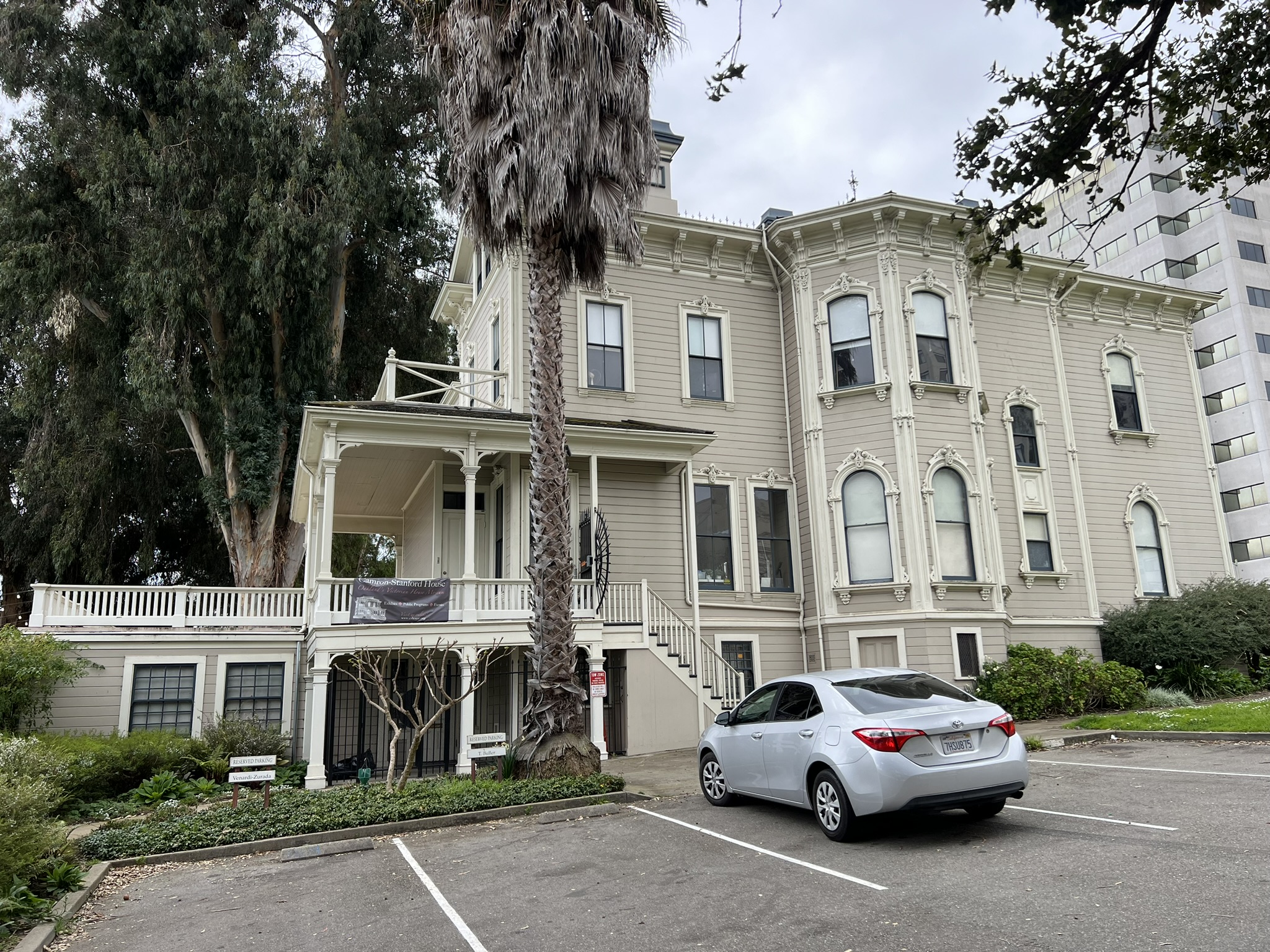 Oakland 仅存的维多利亚风格的房子