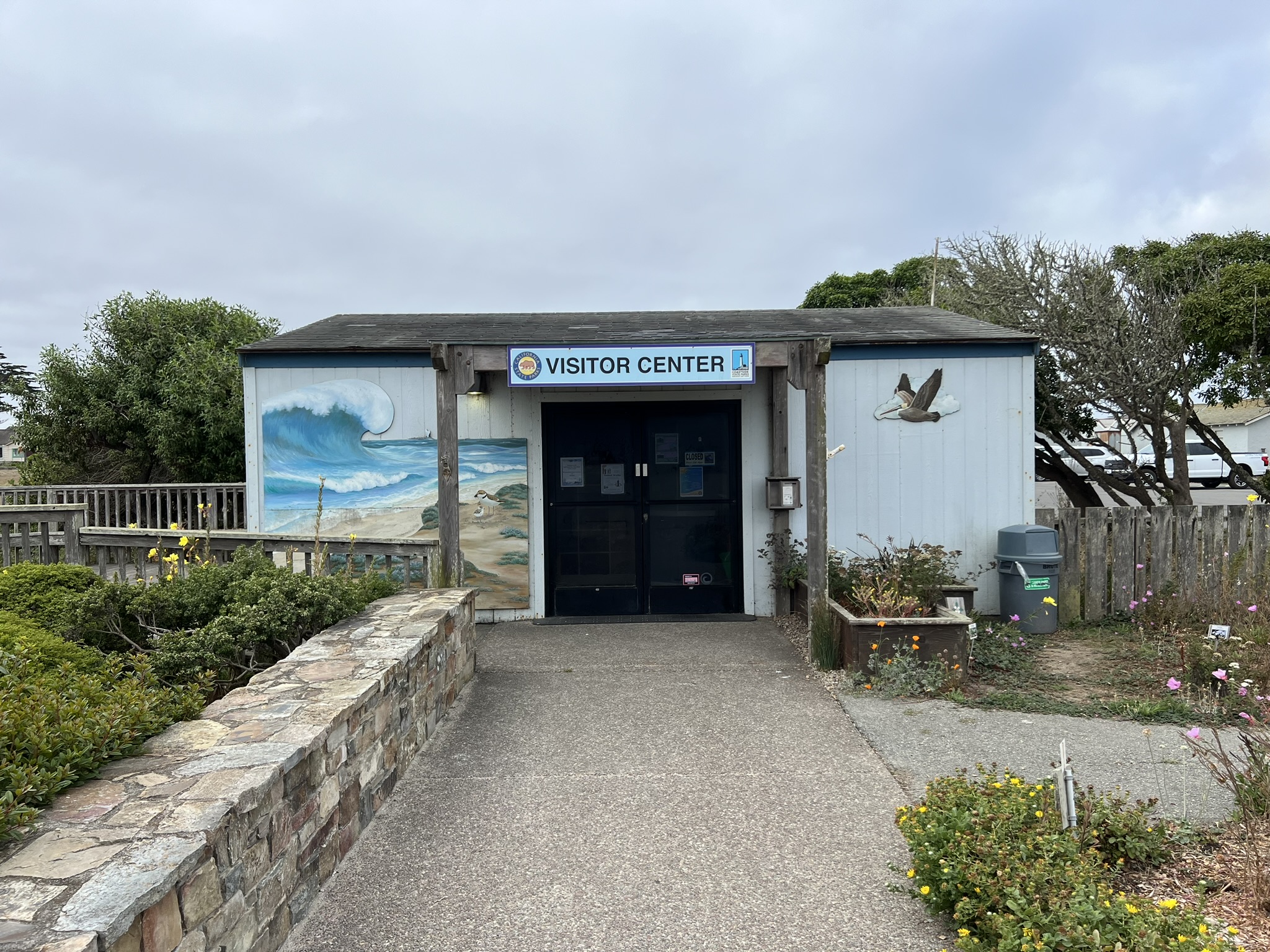 Half Moon Bay State Beach Visitor Center