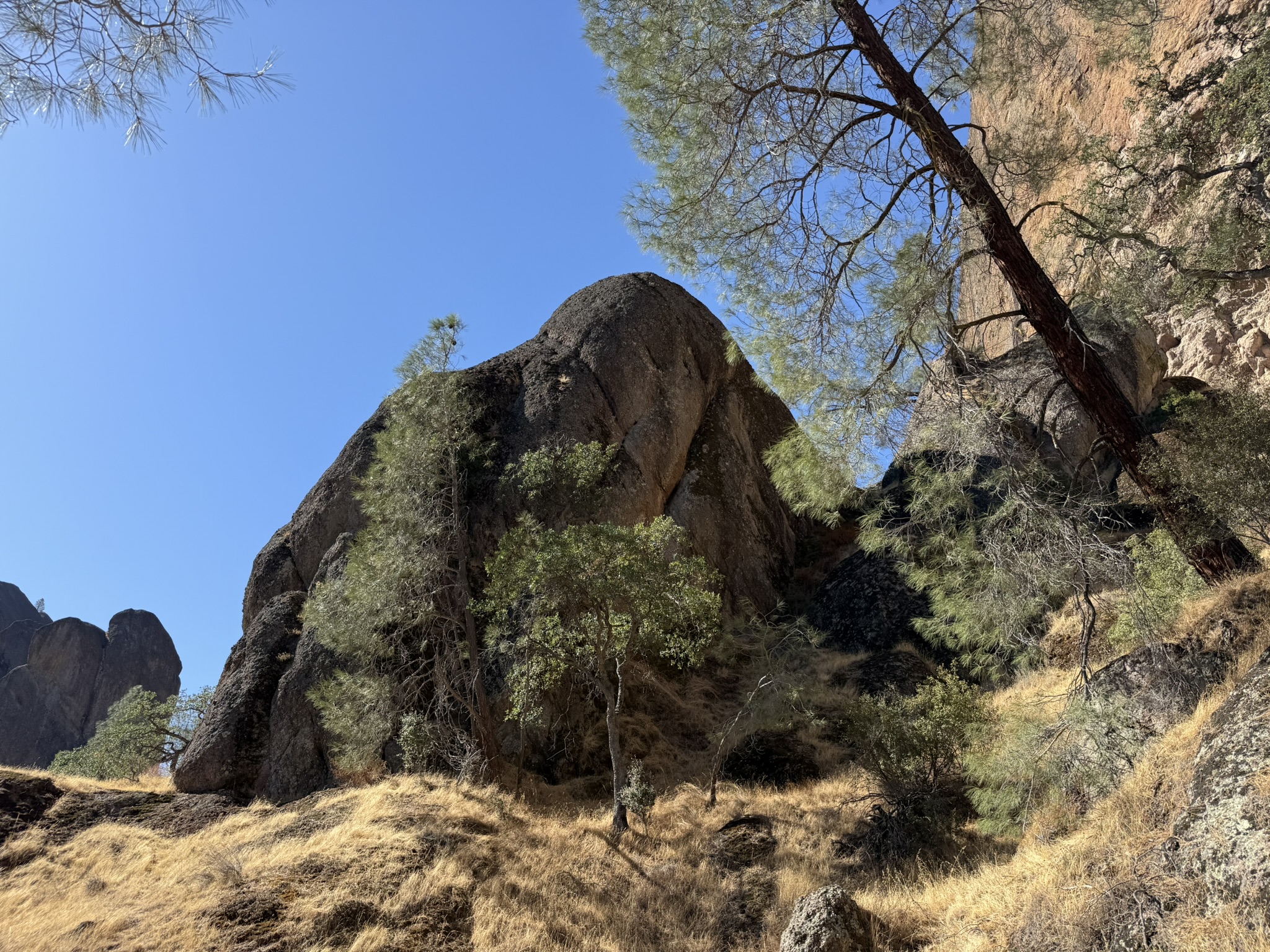 Balconies Cliff Trail