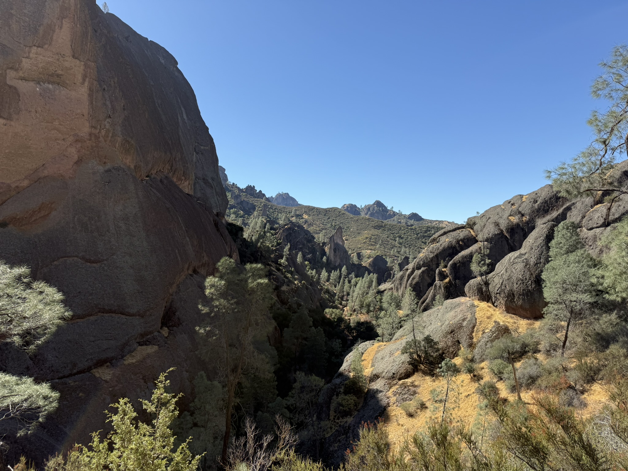 Balconies Cliff Trail