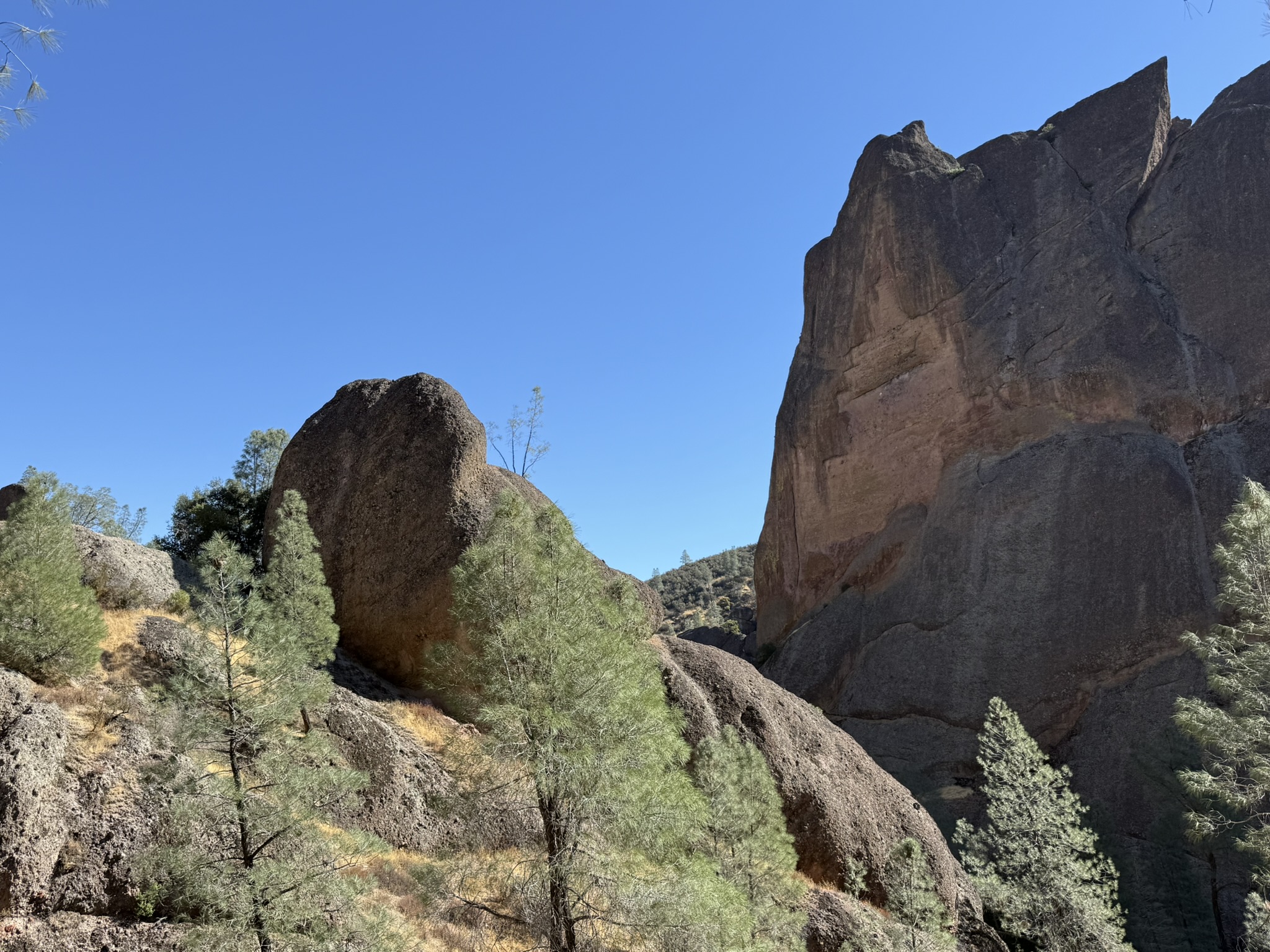 Balconies Cliff Trail