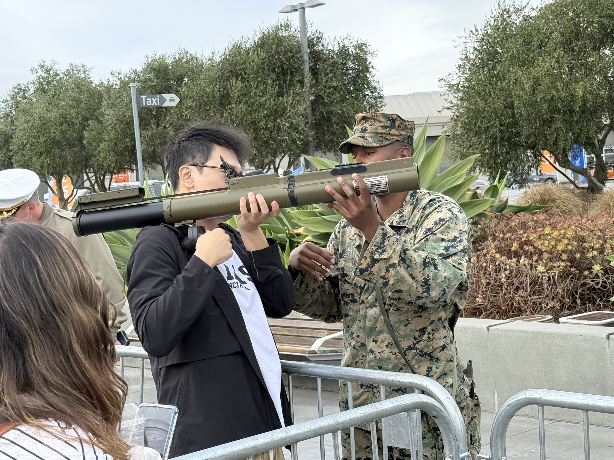 榴弹发射器