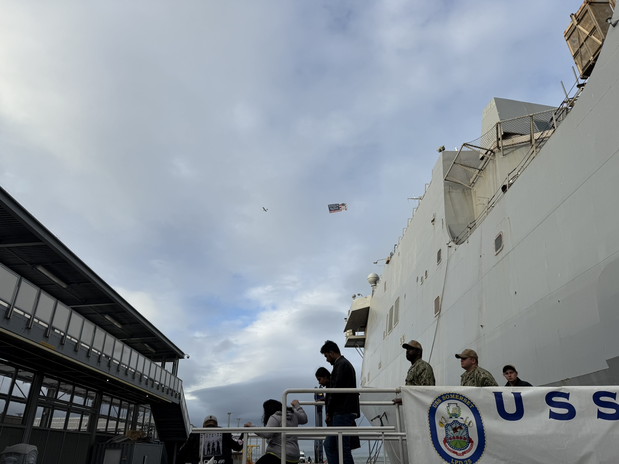 USS Somerset (LPD 25)