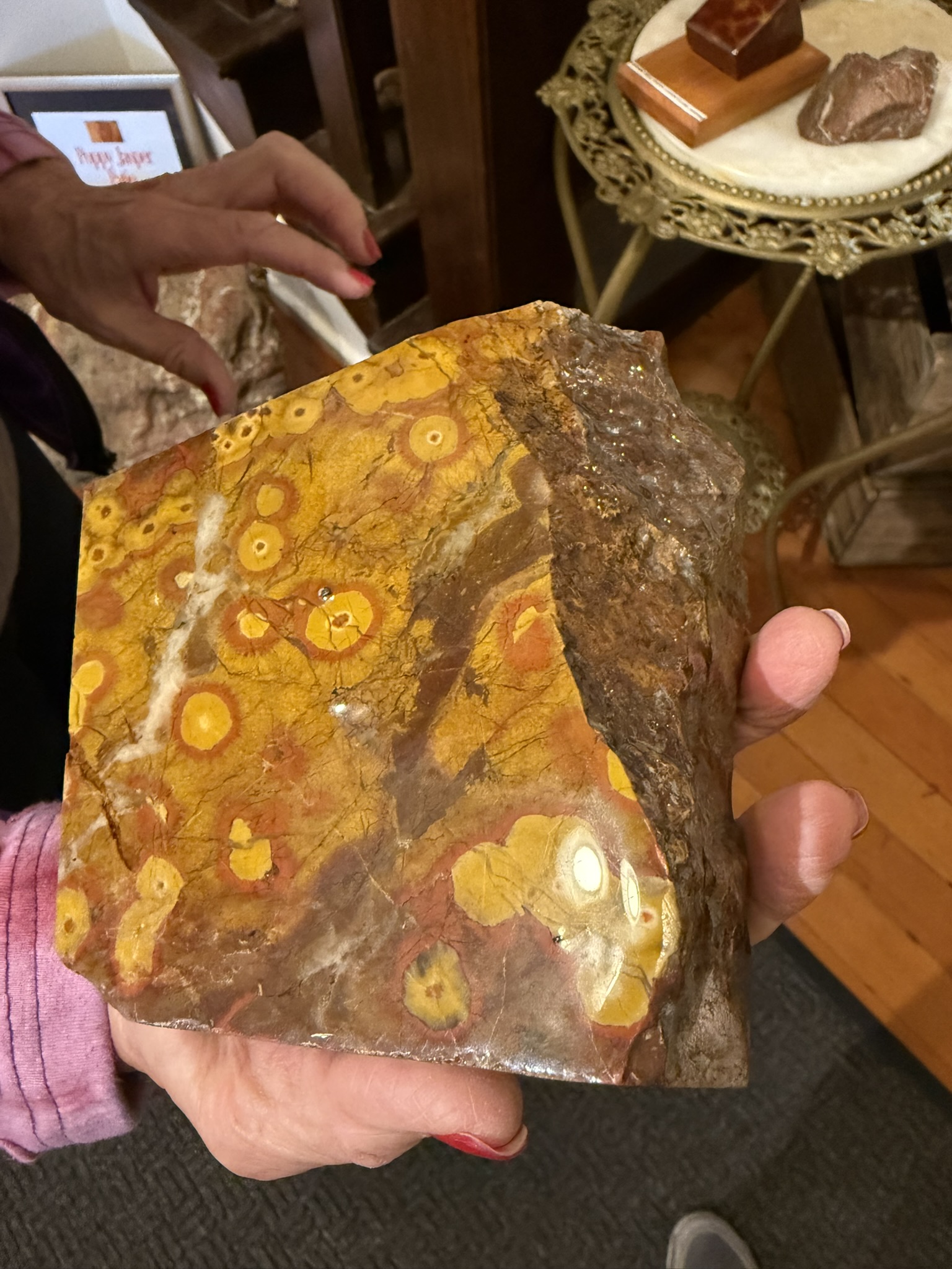 Morgan Hill 独有的石头 Poppy Jasper