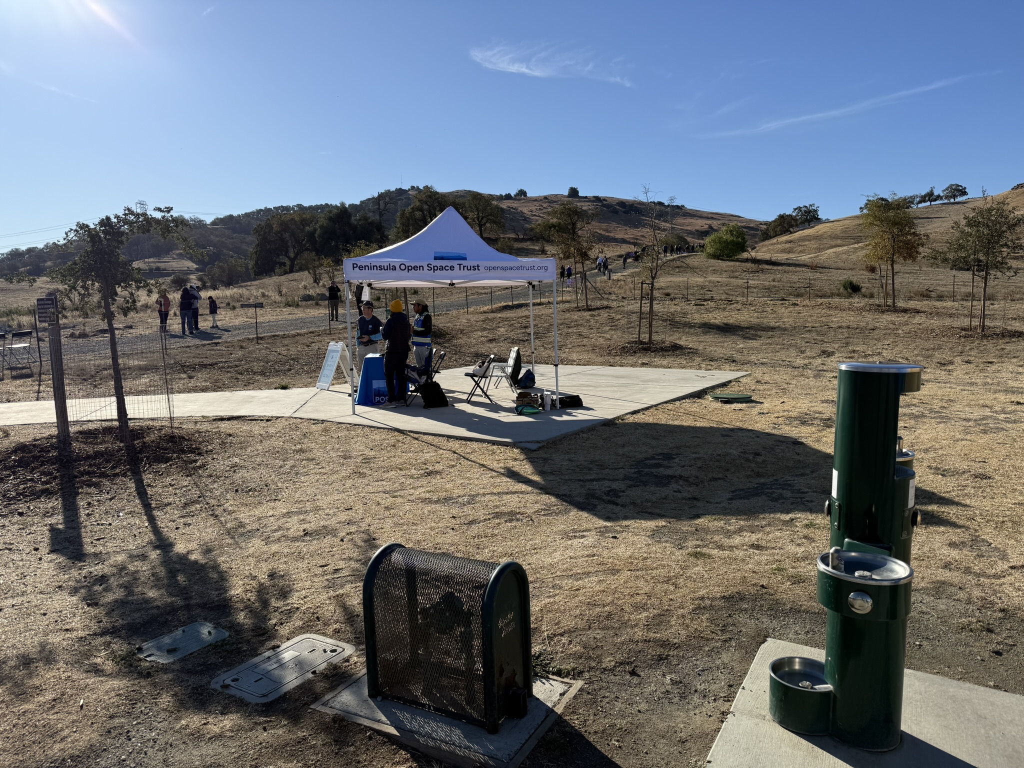 到了 Rancho San Vicente Open Space Preserve 之后，发现似乎正在搞活动