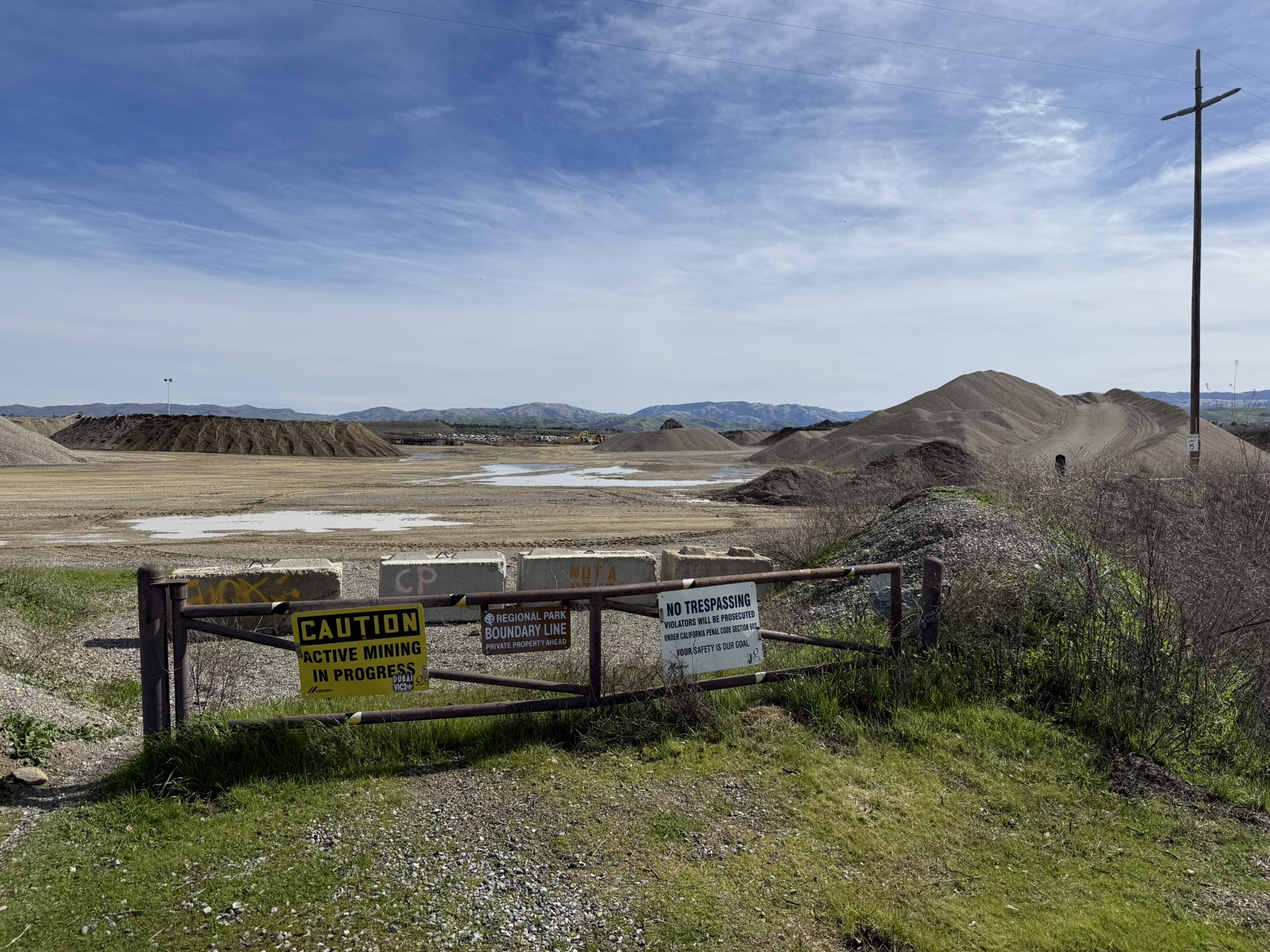 Shadow Cliffs Regional Recreation Area