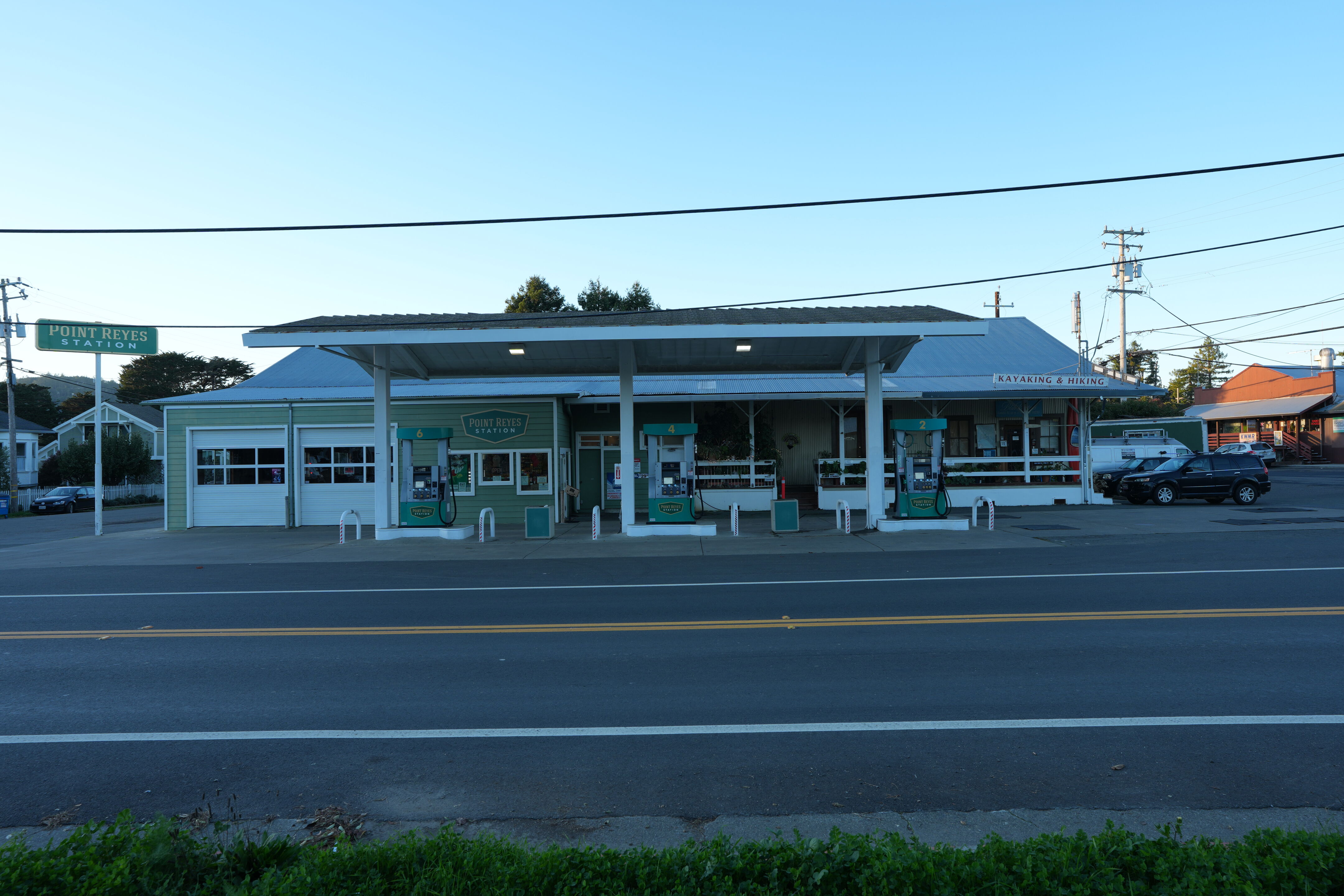 Point Reyes Station 名字的来源是一个加油站吗？