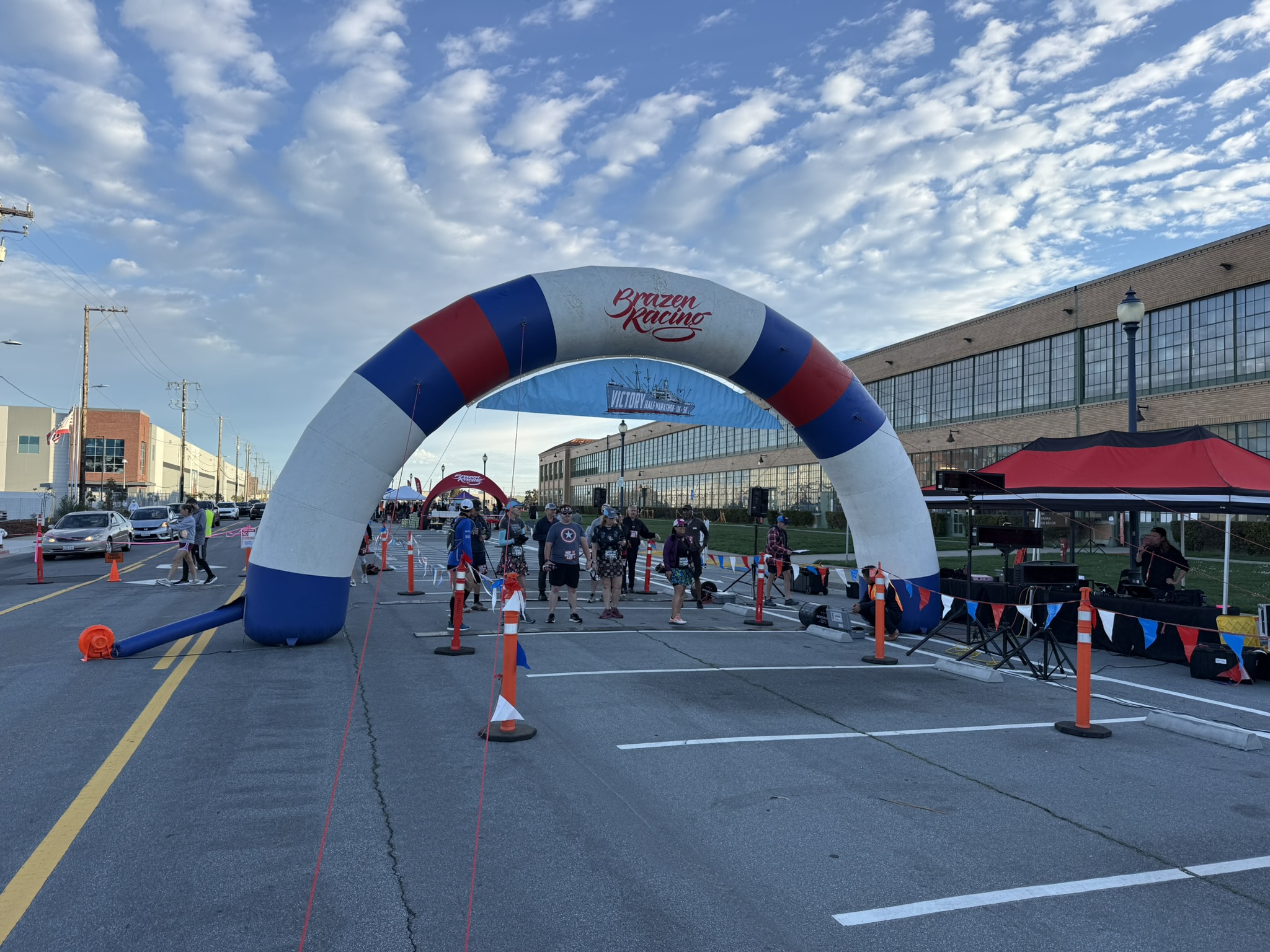 Half Marathon Hiking Group 准备出发