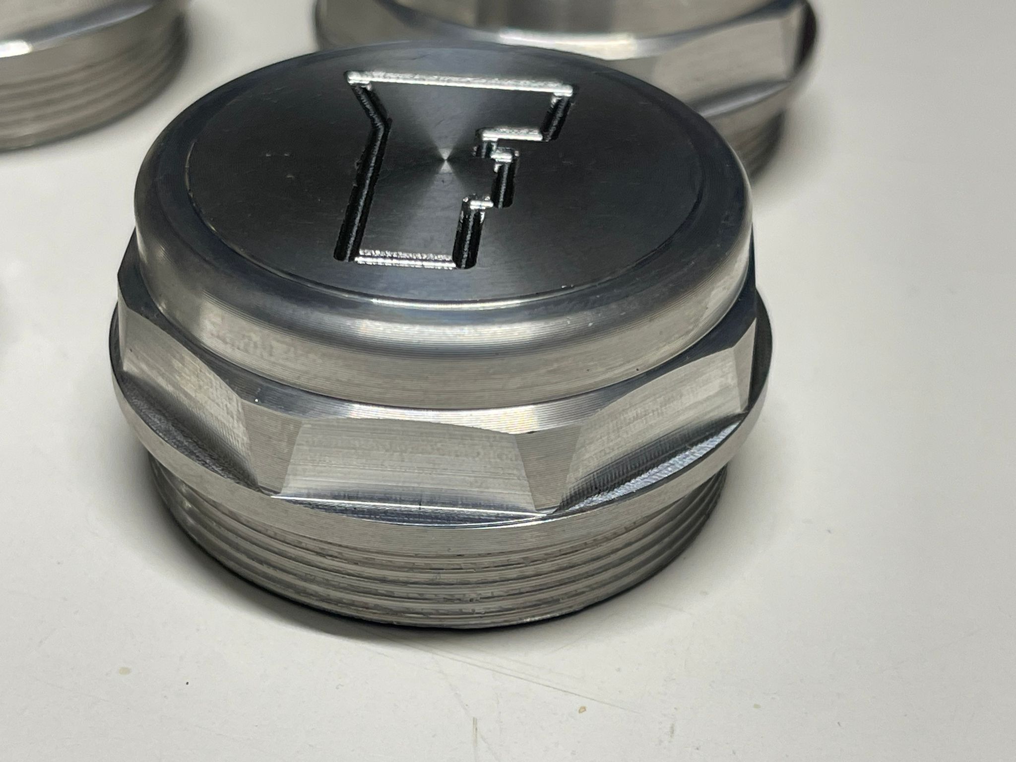 Tappo parapolvere in alluminio lucido per mozzi Balilla