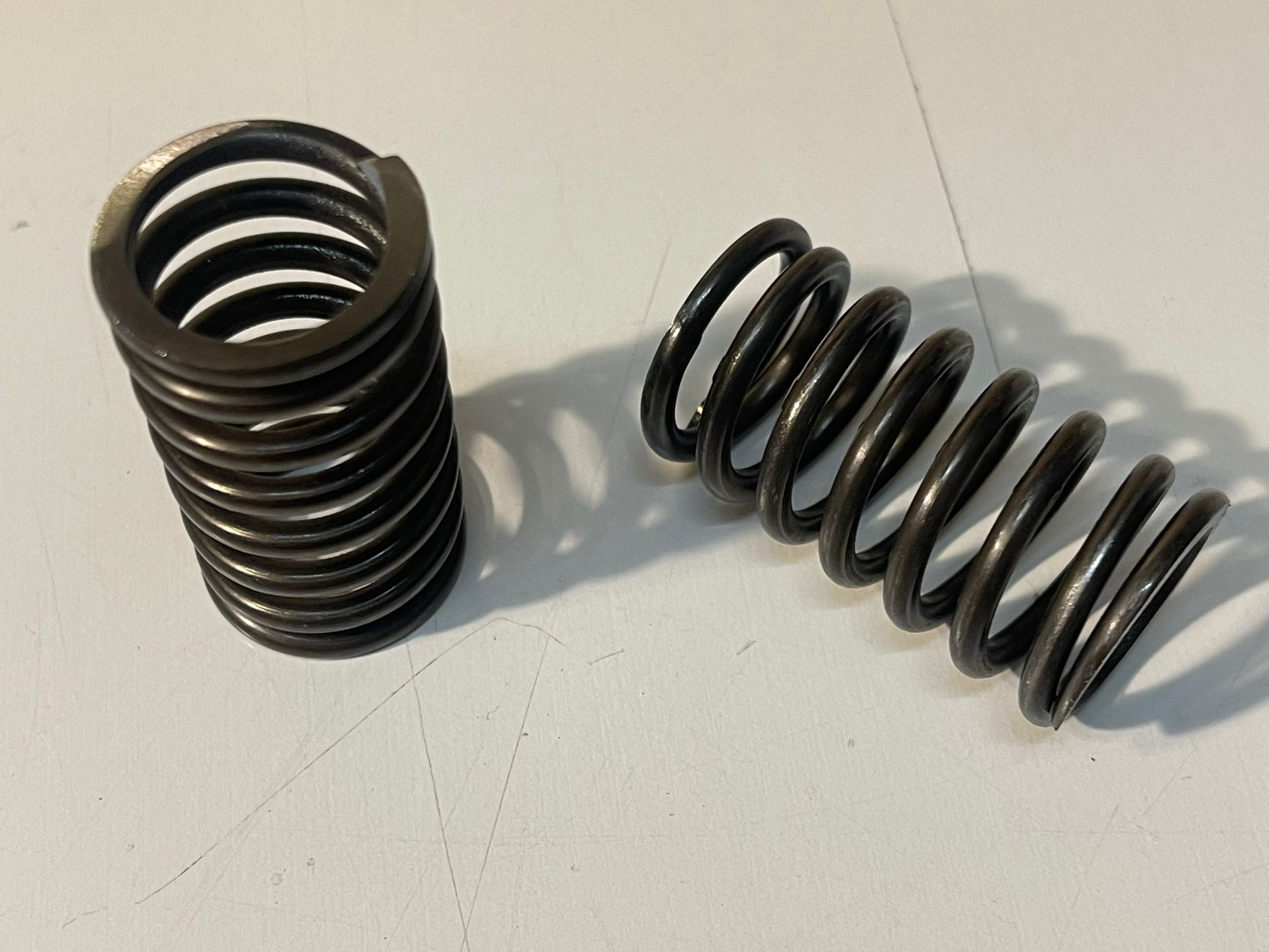 Molle valvola Topolino A/B/C su disegno