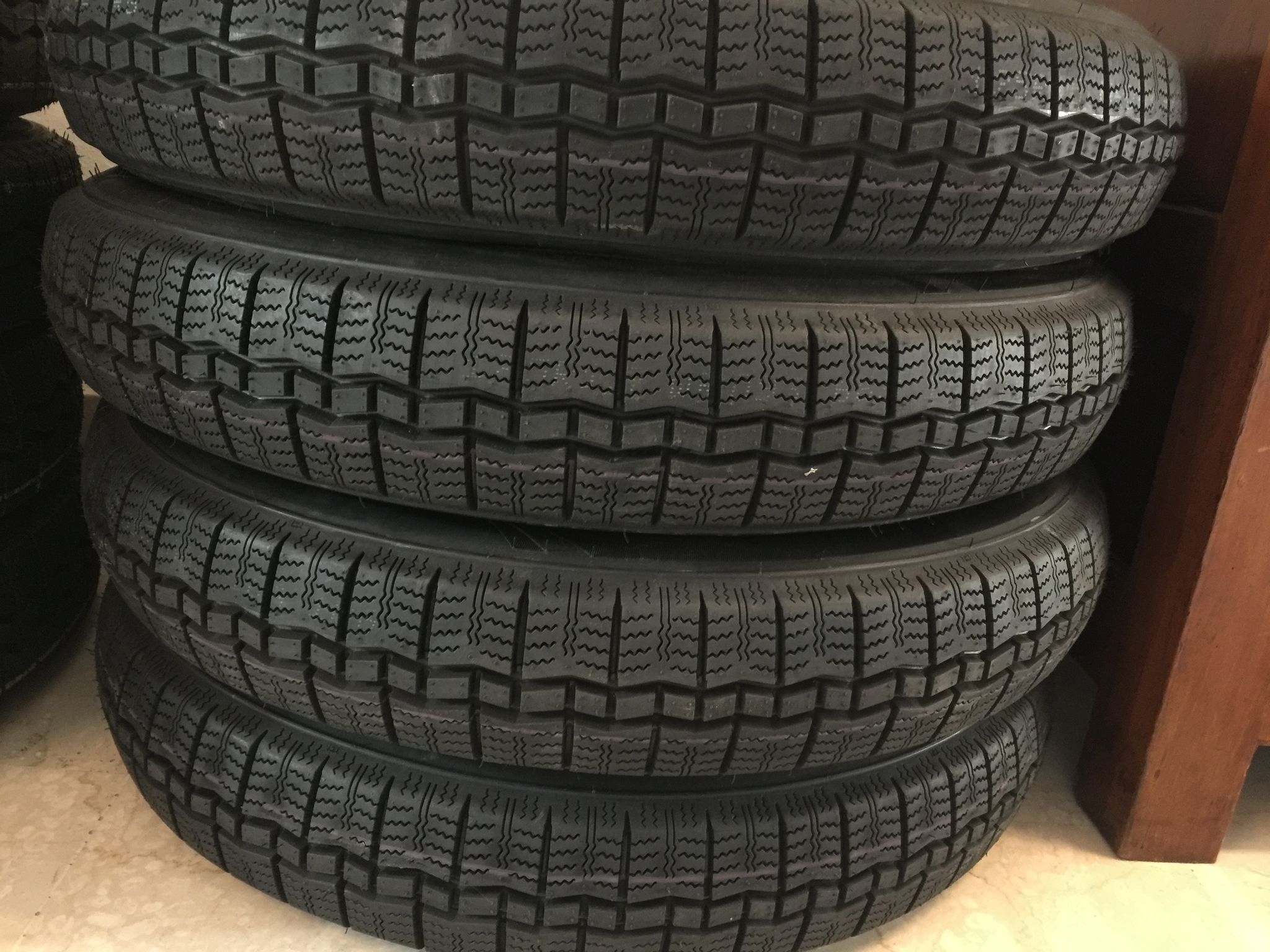 Pneumatici 125/15 stile Michelin per Topolino A/B/C, Belvedere, Giardinetta