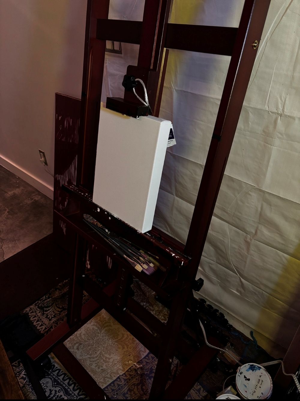 Third studio: new canvas