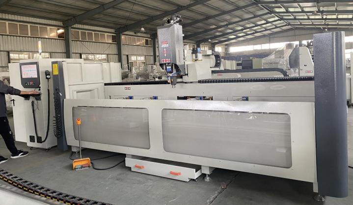 3-Axis / 3+1 Axis CNC Milling & Drilling Center