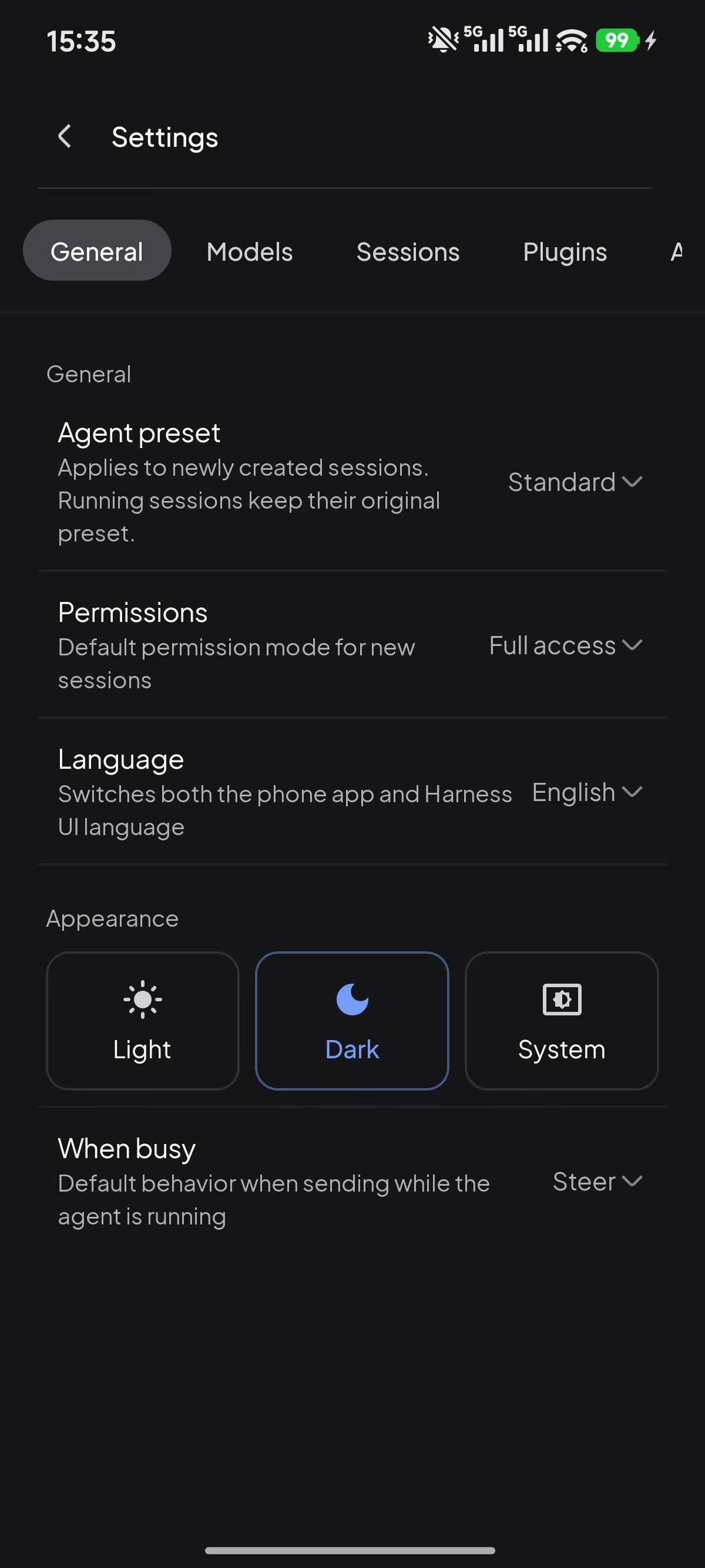 Android App 的深色设置页面,展示通用设置、语言、外观和繁忙时发送行为。