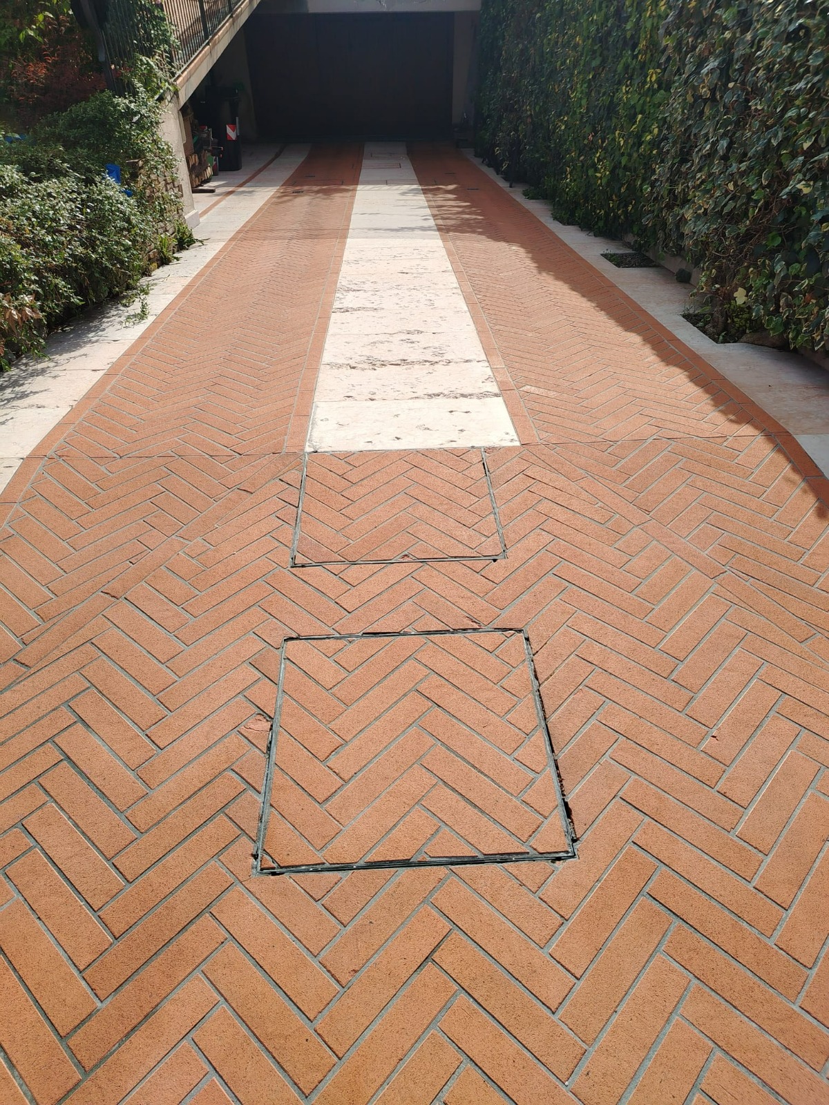 Trattamento professionale di superfici e pavimenti