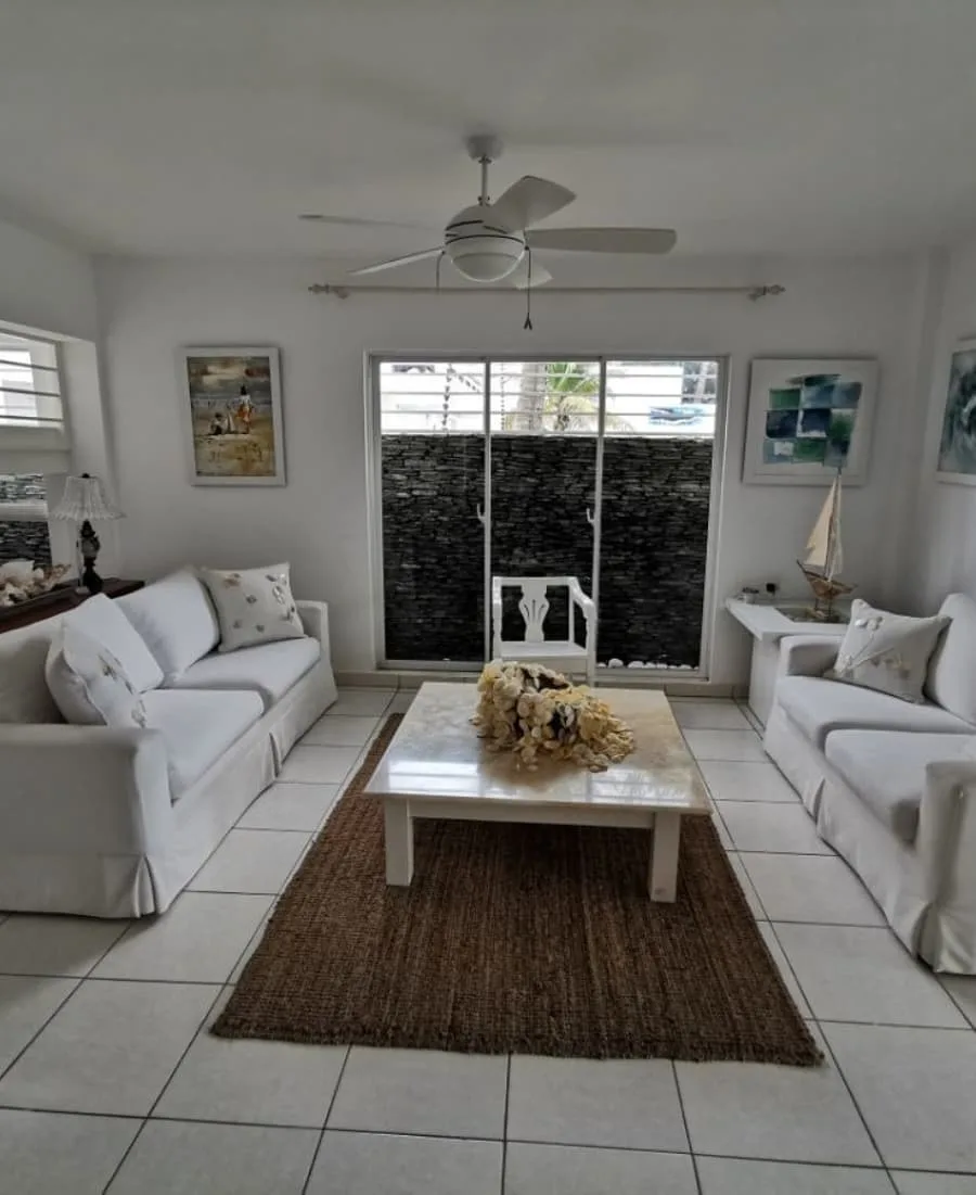 Villa moderna frente a la playa de Guayacanes · Fotografía 4