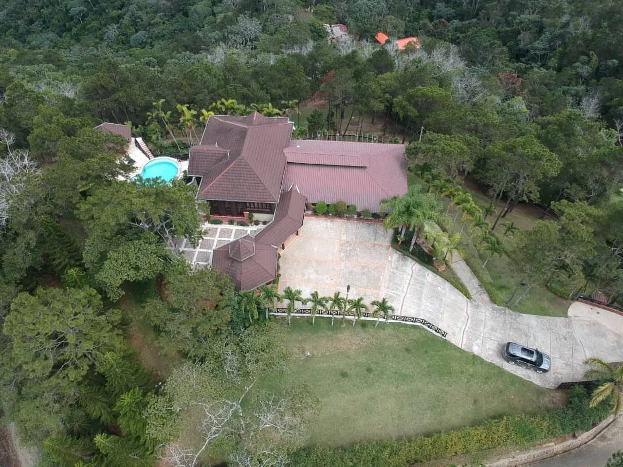 Villa exclusiva amueblada en Jarabacoa · Fotografía 3