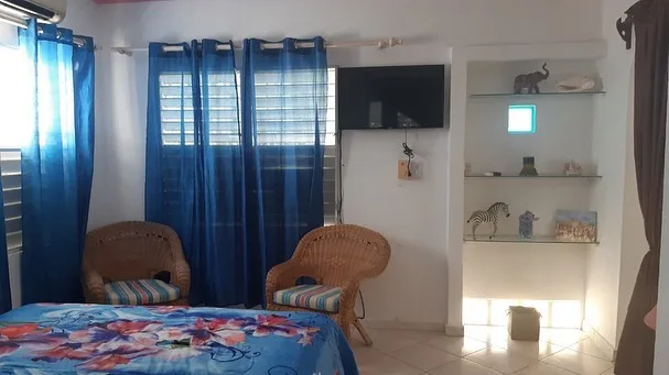 Villa con piscina y apartamentos de alquiler en Juan Dolio · Fotografía 5