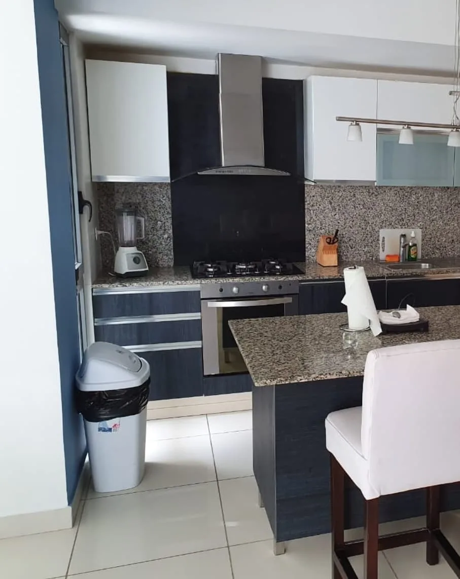 Apartamento amueblado en Evaristo Morales · Fotografía 4