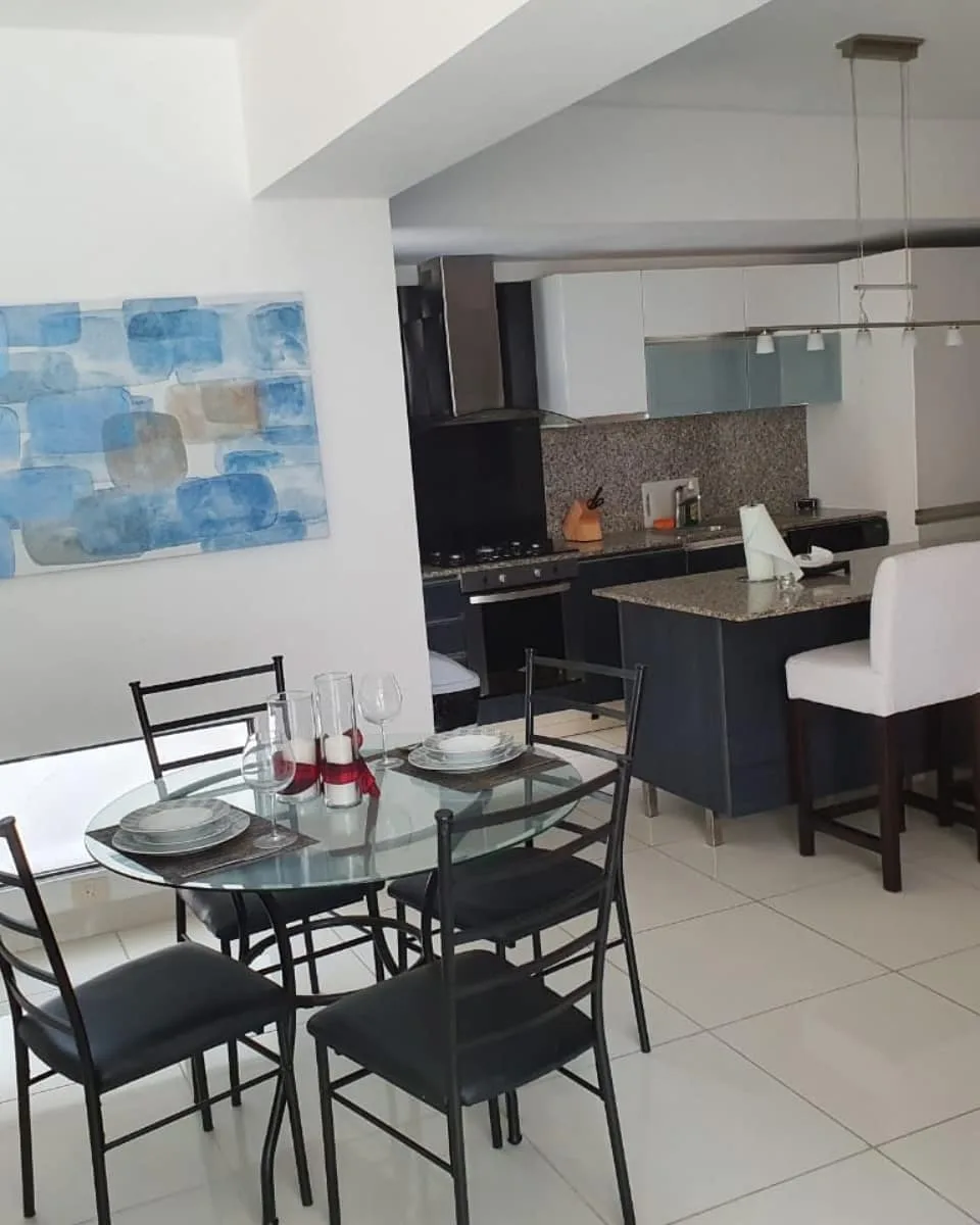 Apartamento amueblado en Evaristo Morales · Fotografía 5